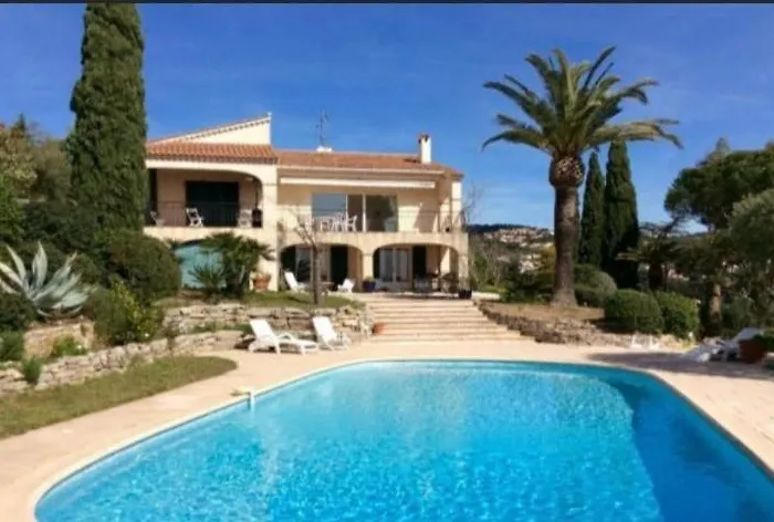 Serenite Villa